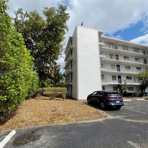 apt-101-8540 N Sherman Cir, Miramar, FL, 33025-2147 | Card Image