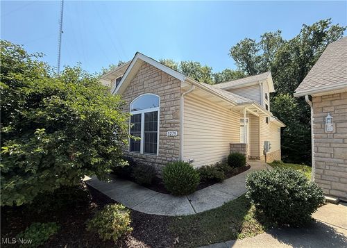 5275 Rolling Meadow Dr, Parma, OH, 44134-4556 | Card Image