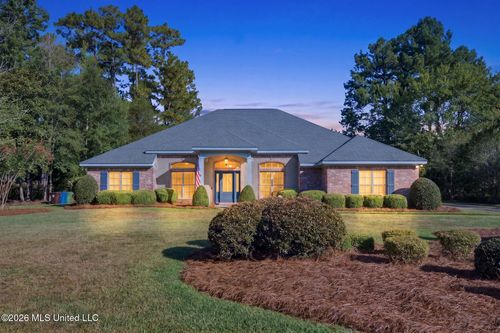 136 Saint Annes Drive, Hattiesburg, MS, 39401 | Card Image
