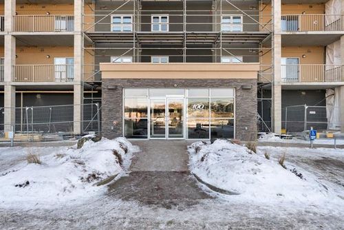 201-100 Creek Bend Rd, Winnipeg, MB, R2N0G1 | Card Image