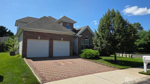 17 Aquaduct Rd, Monroe, NJ, 08831-4201 | Card Image