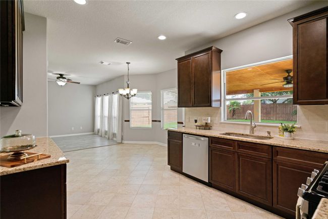 12106 Hawthorne Hill Cir, House other with 3 bedrooms, 3 bathrooms and 2 parking in Humble TX | Image 16
