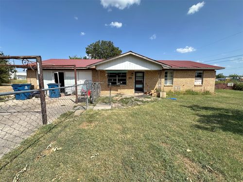 2002 N 15th St, McAlester, OK, 74501-3234 | Card Image