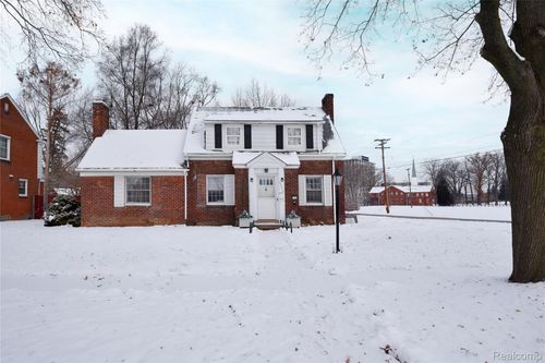 17228 Dorset Ave, Southfield, MI, 48075-4213 | Card Image