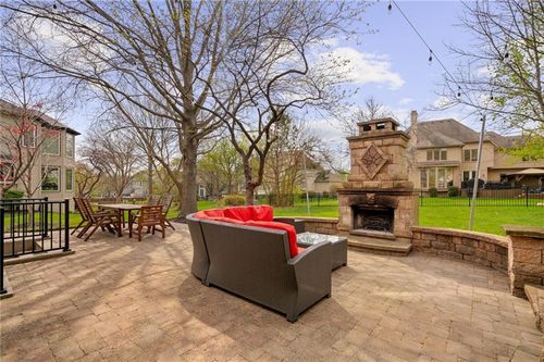 9201 W 145th St, Overland Park, KS, 66221-2264 | Card Image