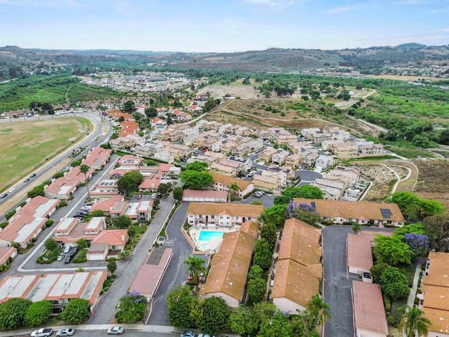 APT-38 - 31916 Del Cielo Este, Condo with 2 bedrooms, 2 bathrooms and 2 parking in Bonsall CA | Image 5