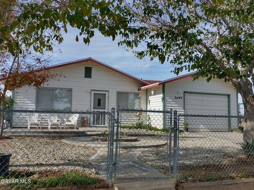 21143 Isabella Blvd, California City, CA, 93505-4949 | Card Image