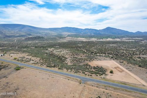 --1100 S Iron Springs Rd, Skull Valley, AZ, 86338 | Card Image