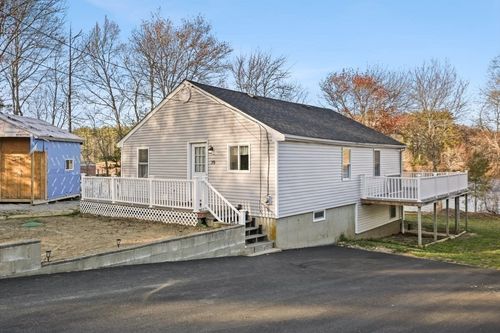 79 Crystal Lake Dr, Carver, MA, 02330-2009 | Card Image