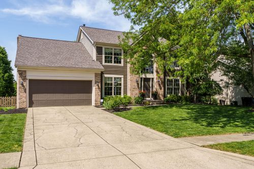 4500 Huntwicke Dr, Hilliard, OH, 43026-8568 | Card Image