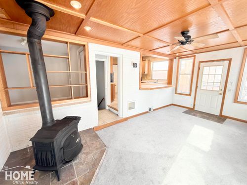 16544 Delaware Ave, Redford, MI, 48240-2458 | Card Image