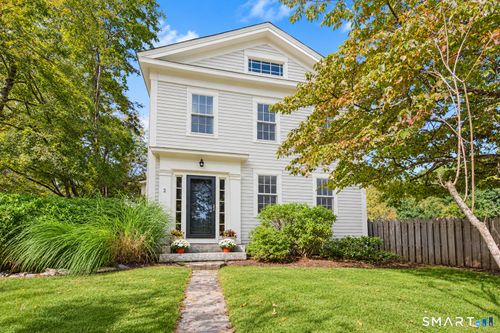 2 Pomperaug Rd, Woodbury, CT, 06798-3713 | Card Image