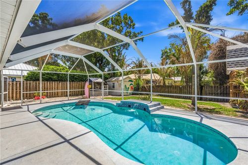 2821 21st Ln, Vero Beach, FL, 32960-6607 | Card Image
