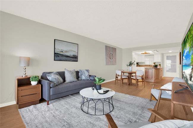 Freshly painted interior | Image 13