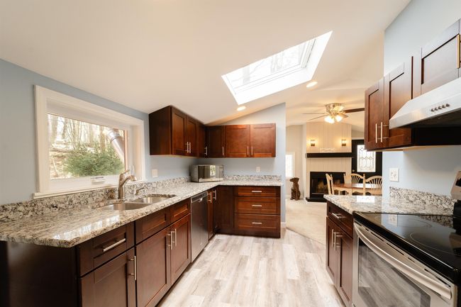 8 Seeley St, House other with 3 bedrooms, 1 bathrooms and null parking in Sandown NH | Image 28