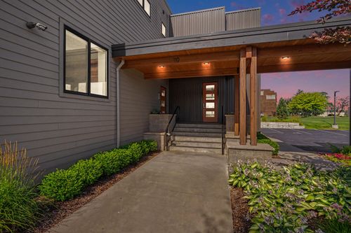106-110 Central Ave, Holland, MI, 49423-2807 | Card Image