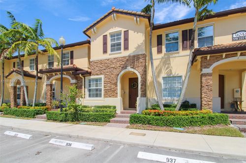 unit-2-9051 Sw 227th St, Cutler Bay, FL, 33190-1839 | Card Image