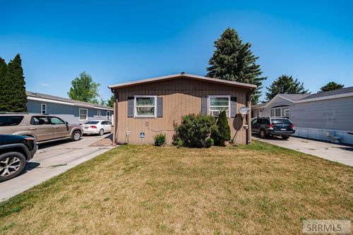 2167 Pinewood Pl, Idaho Falls, ID, 83401-1721 | Card Image