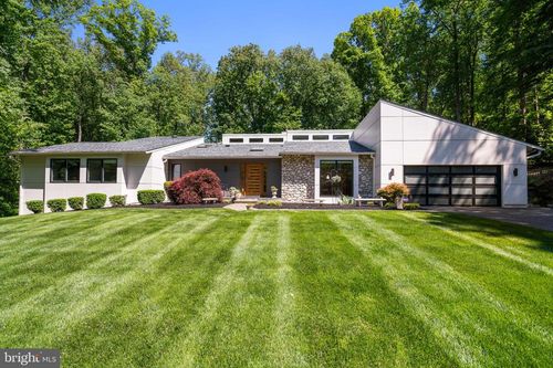 6825 Capri Pl, BETHESDA, MD, 20817-4209 | Card Image
