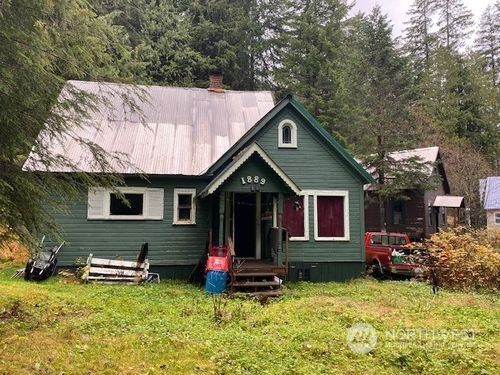 49001 Mountain Loop Hwy, Granite Falls, WA, 98252-9149 | Card Image