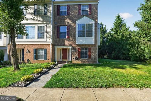 20301 Trolley Crossing Ct, Gaithersburg, MD, 20886-5837 | Card Image