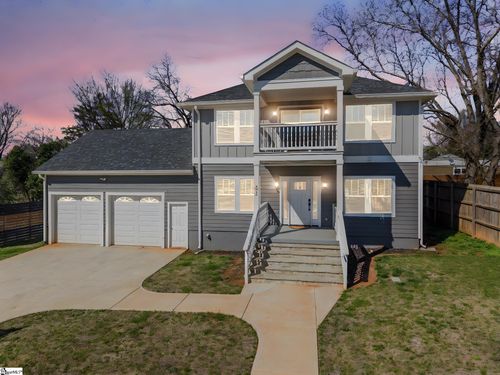 21 8th St, Greenville, SC, 29611-5421 | Card Image