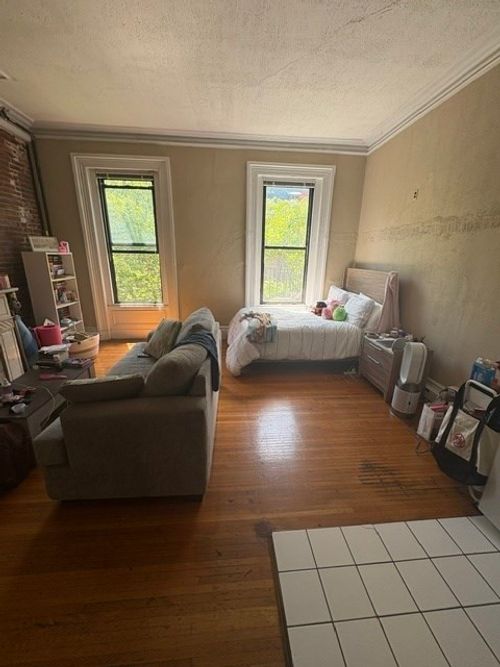3r-114 Marlborough St, Boston, MA, 02116-1949 | Card Image