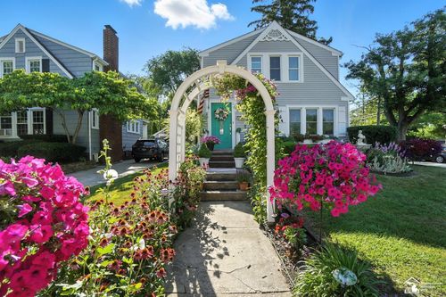 502 Borgess Ave, Monroe, MI, 48162-2711 | Card Image