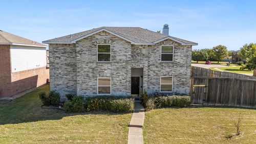 1801 Wildrose Dr, Rockwall, TX, 75032-7389 | Card Image