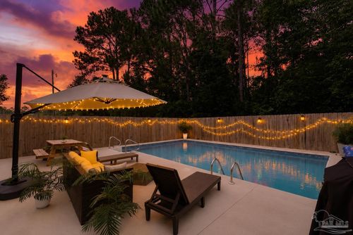 7076 Lake Joanne Dr, Pensacola, FL, 32506-5649 | Card Image