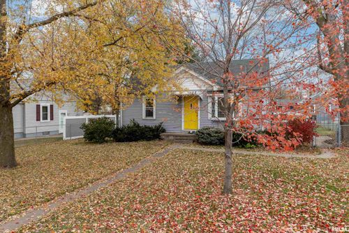 5109 N Pine St, Davenport, IA, 52806-3552 | Card Image