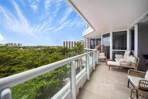 703-21205 Yacht Club Drive, Aventura, FL, 33180 | Card Image