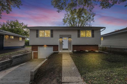 1673 Liscomb Rd, Columbus, OH, 43207-1643 | Card Image