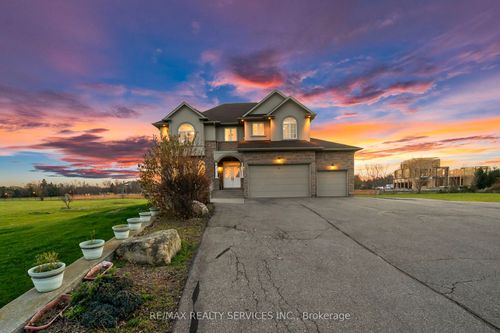 5 Farina Dr, Brampton, ON, L6P0E3 | Card Image