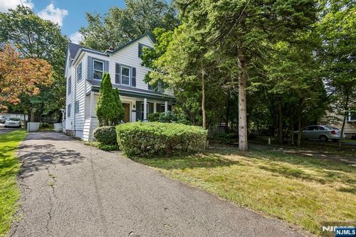 14 Jacobus Ave, Little Falls, NJ, 07424-2305 | Card Image