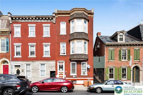 135 N 8th St, Allentown, PA, 18101-1238 | Card Image