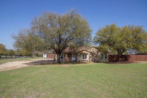 261 Rabbit Hl, Lorena, TX, 76655-3078 | Card Image