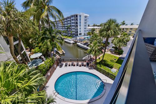 402-4800 Bayview Dr, Fort Lauderdale, FL, 33308-4900 | Card Image