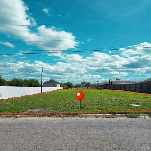 1000 Jesse St, Weslaco, TX, 78596-2311 | Card Image