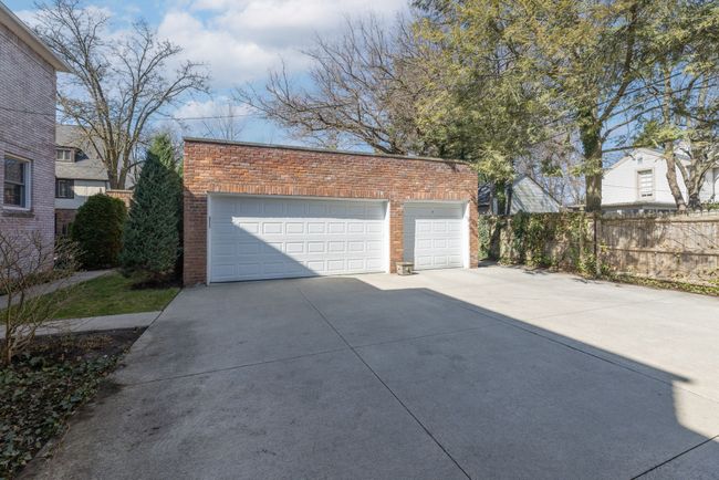 43 Cranford Ln, Condo with 4 bedrooms, 3 bathrooms and null parking in Grosse Pointe MI | Image 10
