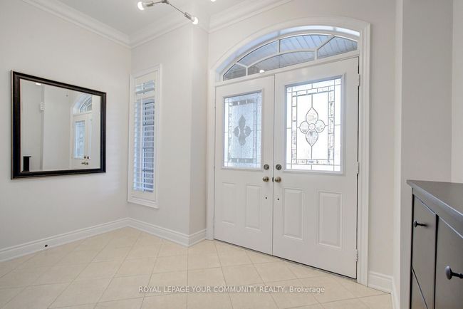 24 Rock Elm Crt, House other with 5 bedrooms, 4 bathrooms and 4 parking in Maple ON | Image 4