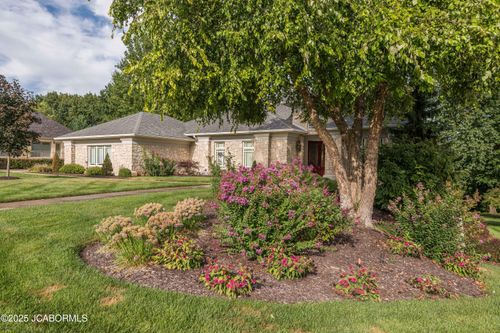 617 S Eagle Trce, Jefferson City, MO, 65109-4535 | Card Image