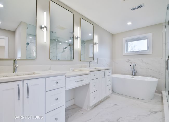 15W320 Concord St, House other with 4 bedrooms, 5 bathrooms and 3 parking in Elmhurst IL | Image 21