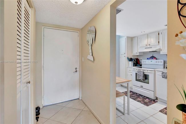 APT-461 - 3651 Environ Blvd, Condo with 2 bedrooms, 2 bathrooms and null parking in Lauderhill FL | Image 15