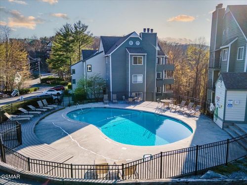 apt-1208-1260 Ski View Dr, Gatlinburg, TN, 37738-4558 | Card Image