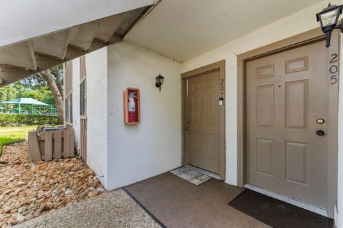 apt-207b-12100 Melville Dr, Montgomery, TX, 77356-5401 | Card Image