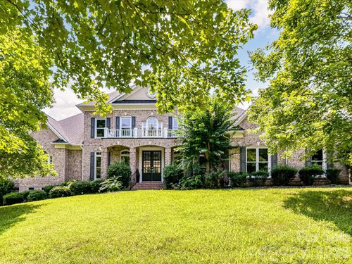 447 Three Greens Dr, Huntersville, NC, 28078-2638 | Card Image