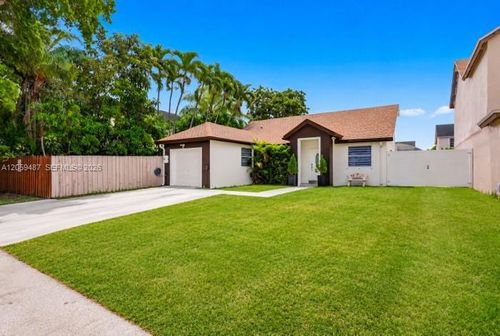 25050 Sw 129th Ct, Homestead, FL, 33032-9030 | Card Image