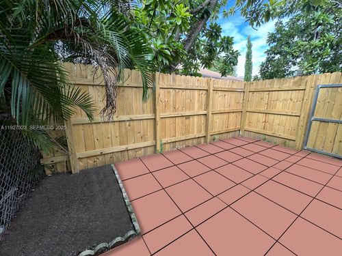 1-1020 Nw 33rd Ave, Miami, FL, 33125-3946 | Card Image