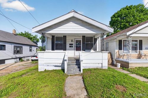 5811 Helen Ave, Jennings, MO, 63136-3626 | Card Image